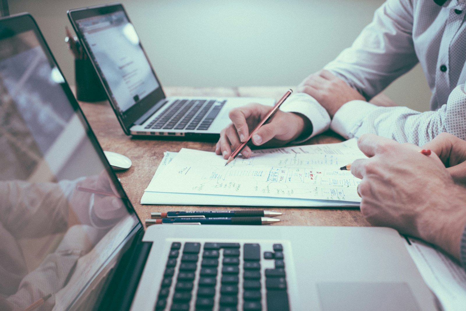 Reviewing a business before advertising